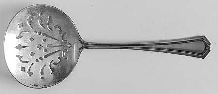 Governor Warren (Sterling, 1918) Tomato Server, Solid Piece