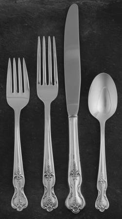 Inspiration-Magnolia (Silverplate-1951) 4 Piece Place Setting