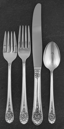 Jubilee (Silverplate, 1953) 4 Piece Place Setting by International Silver