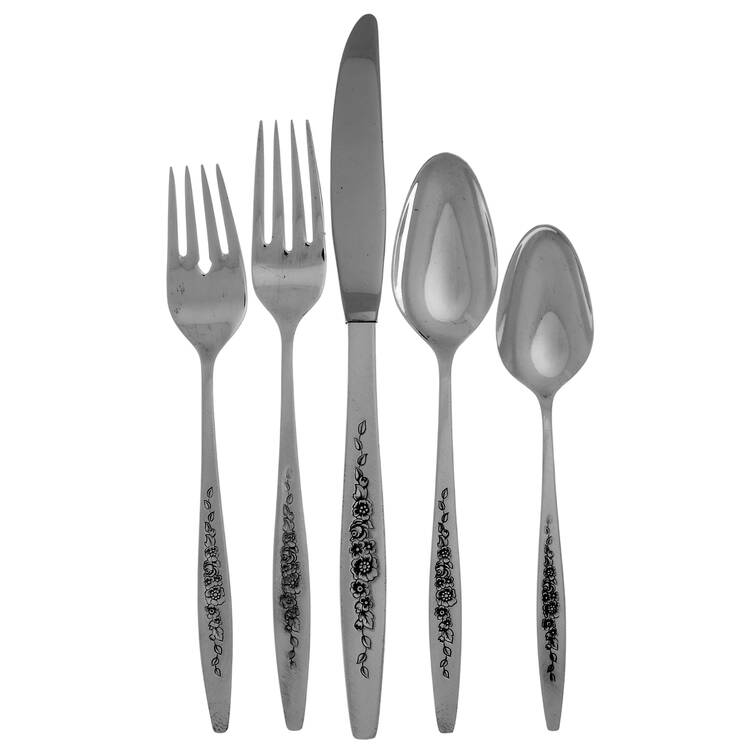 Laurel Mist (Silverplate, 1966) 40 Piece Estate Set