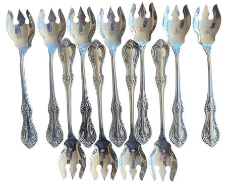 Lambeth Manor (Sterling, 1952, No Monograms) Dessert Fork
