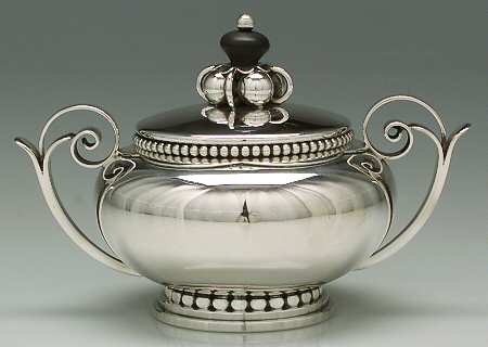 La Paglia Designed (Sterling, Hollowware) Sugar Bowl & Lid