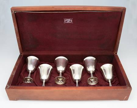 La Paglia Designed (Sterling, Hollowware) Water Goblet - Set of 6 with Wood Case