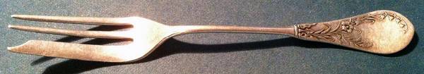 Lily (Silverplate, 1874) Pastry Fork