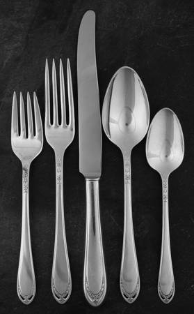 Lovelace (Silverplate) 5 Piece Place Setting by International Silver