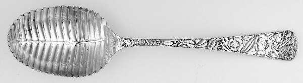 Magnolia (Silverplate, 1891) Spoon-Berry/Casserole-Sld/Shll