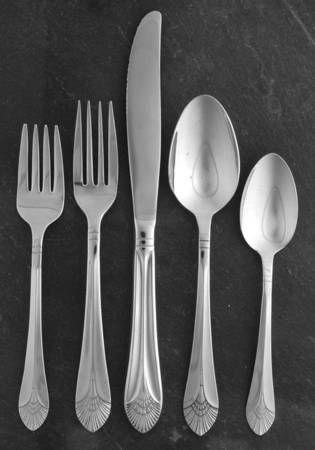Manhattan (Silverplate, 1932) 5 Piece Place Setting