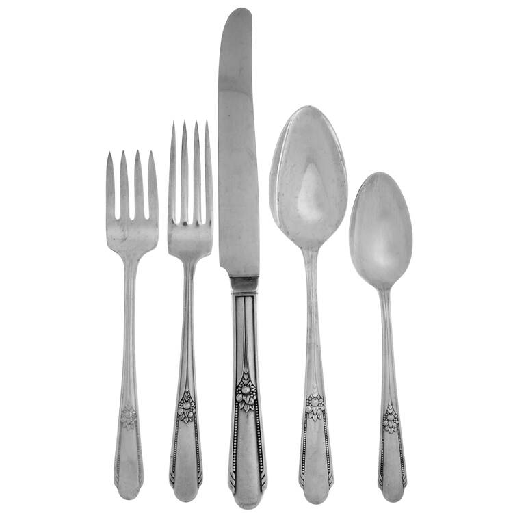 Memory-Hiawatha (Silverplate, 1937) 40  Piece Estate Set by International Silver