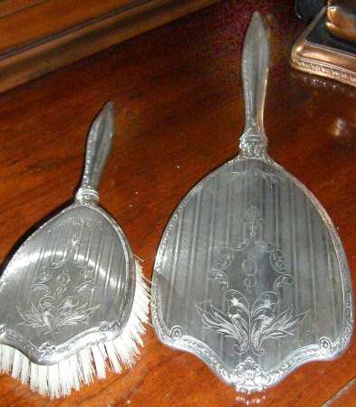 Sterling Hollowware 2 Pc Vanity Set (Hair Brush & Mirror)