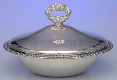 Silverplate Hollowware Silverplate Round Covered Casserole