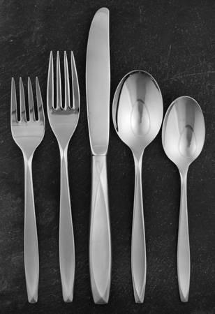 Nassau (Stainless) 5 Piece Place Setting
