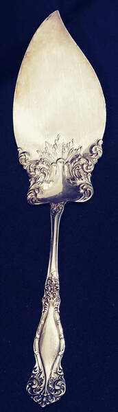 Newton-Raleigh (Silverplate) Large Solid Fish Serving Knife