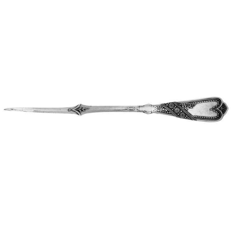Newport (Silverplate, 1879) One Tine Butter Pick
