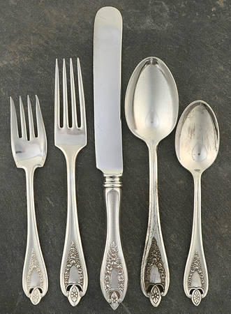 Old Colony (Silverplate, 1911) 5 Piece Place Setting