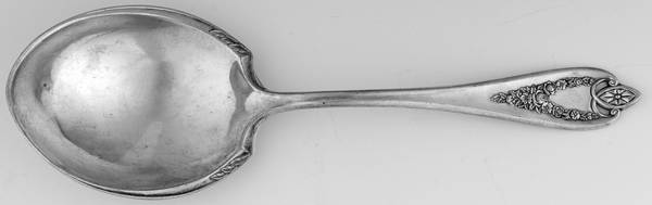Old Colony (Silverplate, 1911) Solid Smooth Berry/Casserole Spoon by International Silver
