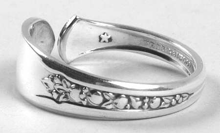 Priscilla-Lady Ann (Silverplate) Napkin Ring Large HC