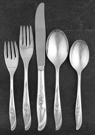 Random Rose (Silverplate, 1960) 5 Piece Place Setting