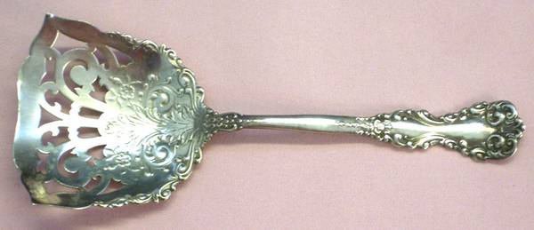 Revere (Sterling, 1898, No Monograms) Bon Bon Scoop