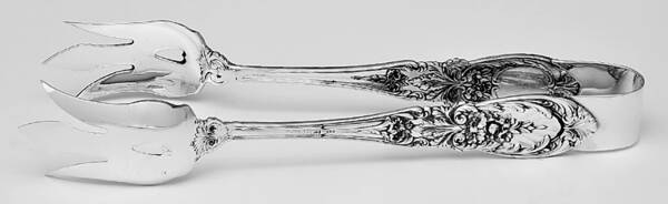 Richelieu (Sterling, 1935) Solid Lettuce Tongs