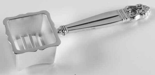 Royal Danish (Sterling, 1939) Corn Butterer with Silverplate Bowl