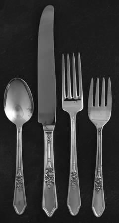 Rosedale I (Silverplate, 1933) 4 Piece Place Setting