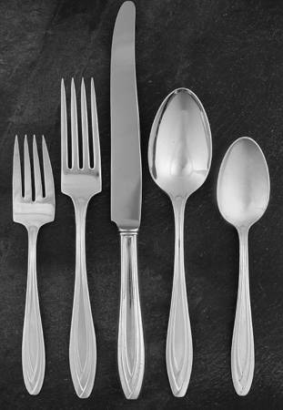 Silhouette (Silverplate, 1930) 5 Piece Place Setting