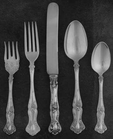 Vintage (Silverplate, 1904) 40  Piece Estate Set
