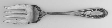 Yorktown (Silverplate, 1913) Medium Solid Cold Meat Serving Fork