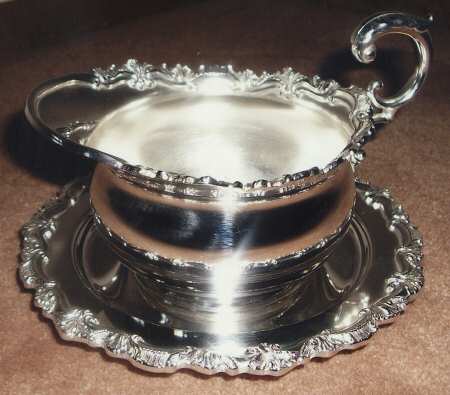 Essex Manor (Silverplate, Hollowware) Plated Gravy Boat with Attached Underplate