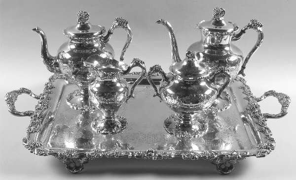 Vintage-Chased (Silverplate, Hollowware) 5-Piece Silverplate Tea Set (with Tray)