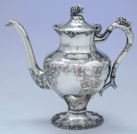 Vintage-Chased (Silverplate, Hollowware) Silverplate Coffee Pot