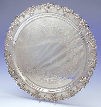 Vintage-Plain (Silverplate, Hollowware) Round Tray For Punch Bowl