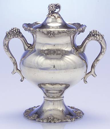 Vintage-Plain (Silverplate, Hollowware) Sugar Bowl & Lid