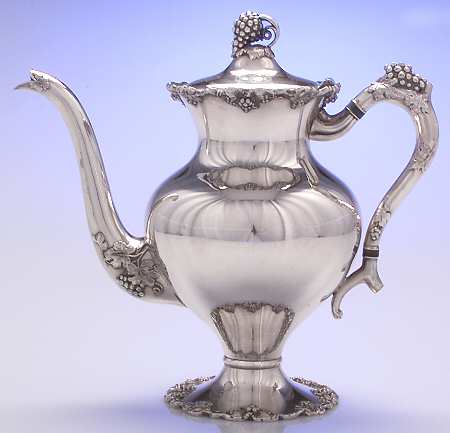 Vintage-Plain (Silverplate, Hollowware) Silverplate Coffee Pot