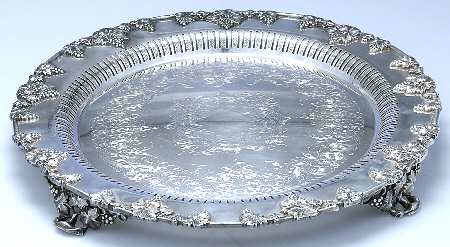 Vintage-Plain (Silverplate, Hollowware) 16" 4 Toed Round Tray