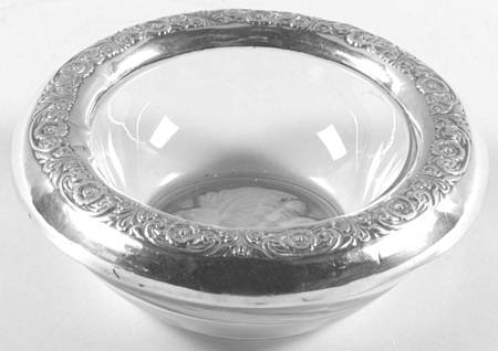 Prelude-Plain (Sterling Hollowware) Crystal Ashtray with Sterling Rim