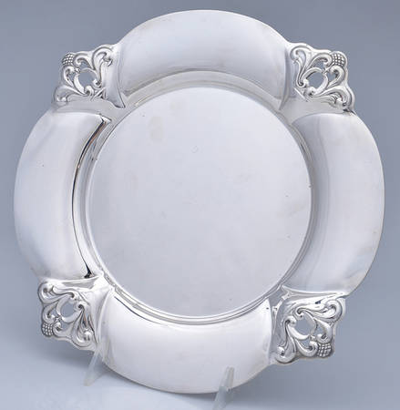 Royal Danish (Sterling, Hollowware) 10" Dinner Plate