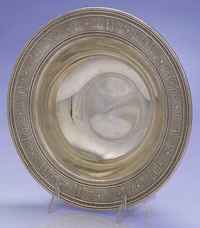 Wedgwood (Sterling, Hollowware, Geometric Base) 10" Round Vegetable Bowl