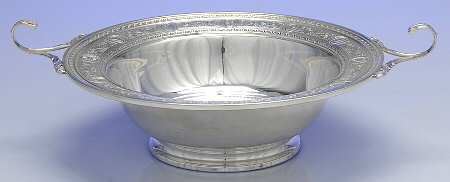 Wedgwood (Sterling, Hollowware, Geometric Base) 10" Round Footed Centerpiece No Frog