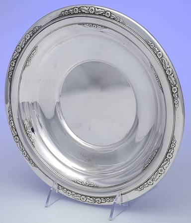 Courtship (Sterling, 1936, Hollowware) 10" Sandwich Plate