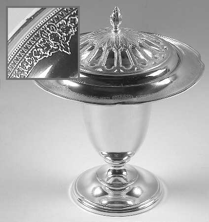 Ancestral (Silverplate, Hollowware) Small Silverplate Centerpiece with Frog