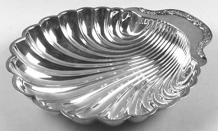 Victorian Rose (Silverplate, Hollowware) Silverplate Shell Shape Bowl