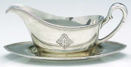 Pageant (Silverplate, Hollowware) Plated Gravy Boat with Attached Underplate