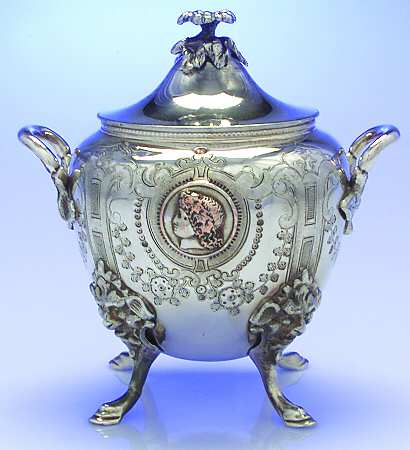 Medallion (Silverplate, 1867, Hollowware) Sugar Bowl & Lid