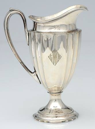 Chippendale (Silverplate, Hollowware, Pedestal) Creamer