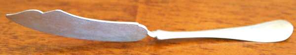 INS345 (NICKEL) Flat Twisted Handle Master Butter Knife