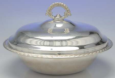 Castleton (Silverplate, Hollowware) Silverplate Round Covered Casserole