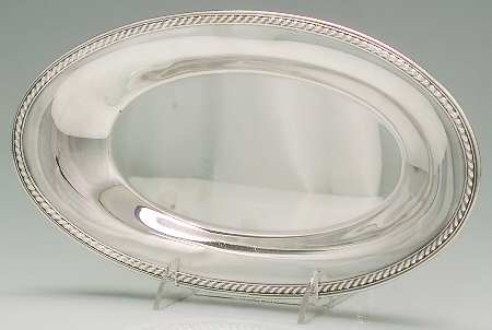 Castleton (Silverplate, Hollowware) Silverplate Bread Tray