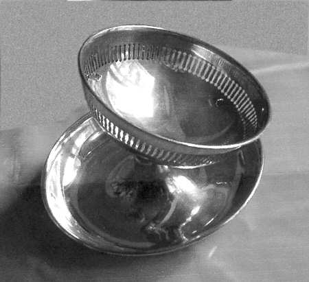 INS381 (Silverplate, Hollowware) by International Silver