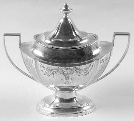 C301 (Sterling, Hollowware, Floral) Sugar Bowl & Lid